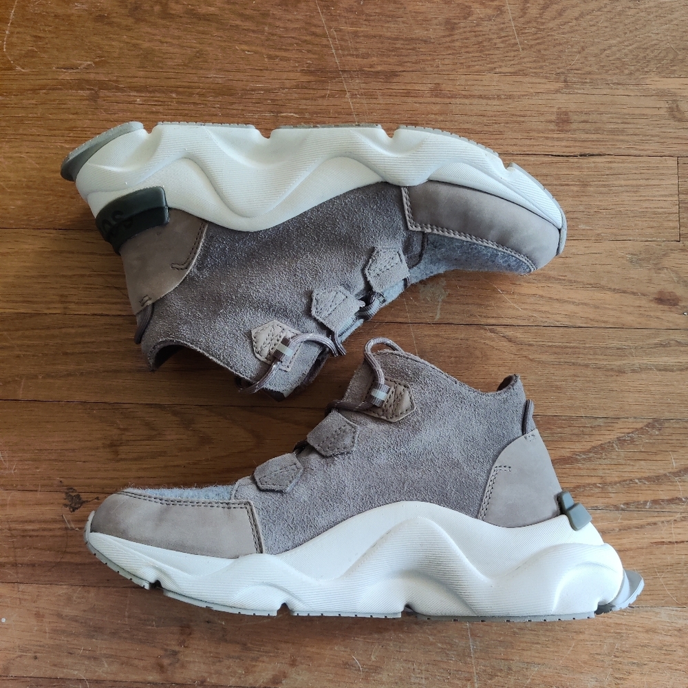 Sorel RNEGD Kinetic Suede High-Top Sneakers in Quarry Size 8